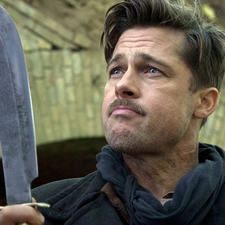 Brad Pitt como Aldo Raine
